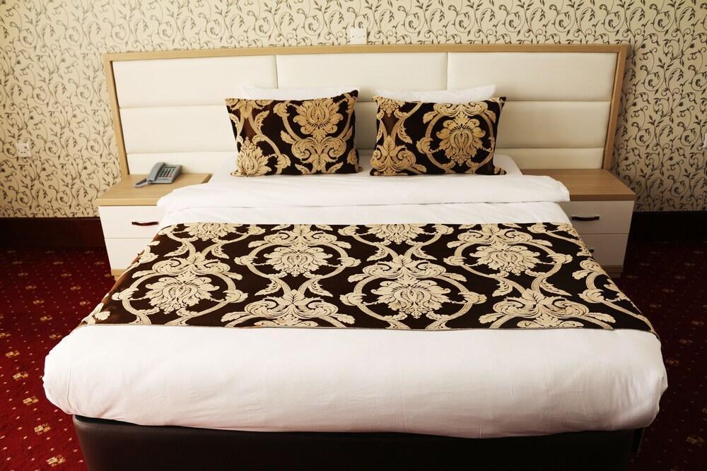 Baku Inn Hotel Eksteriør bilde