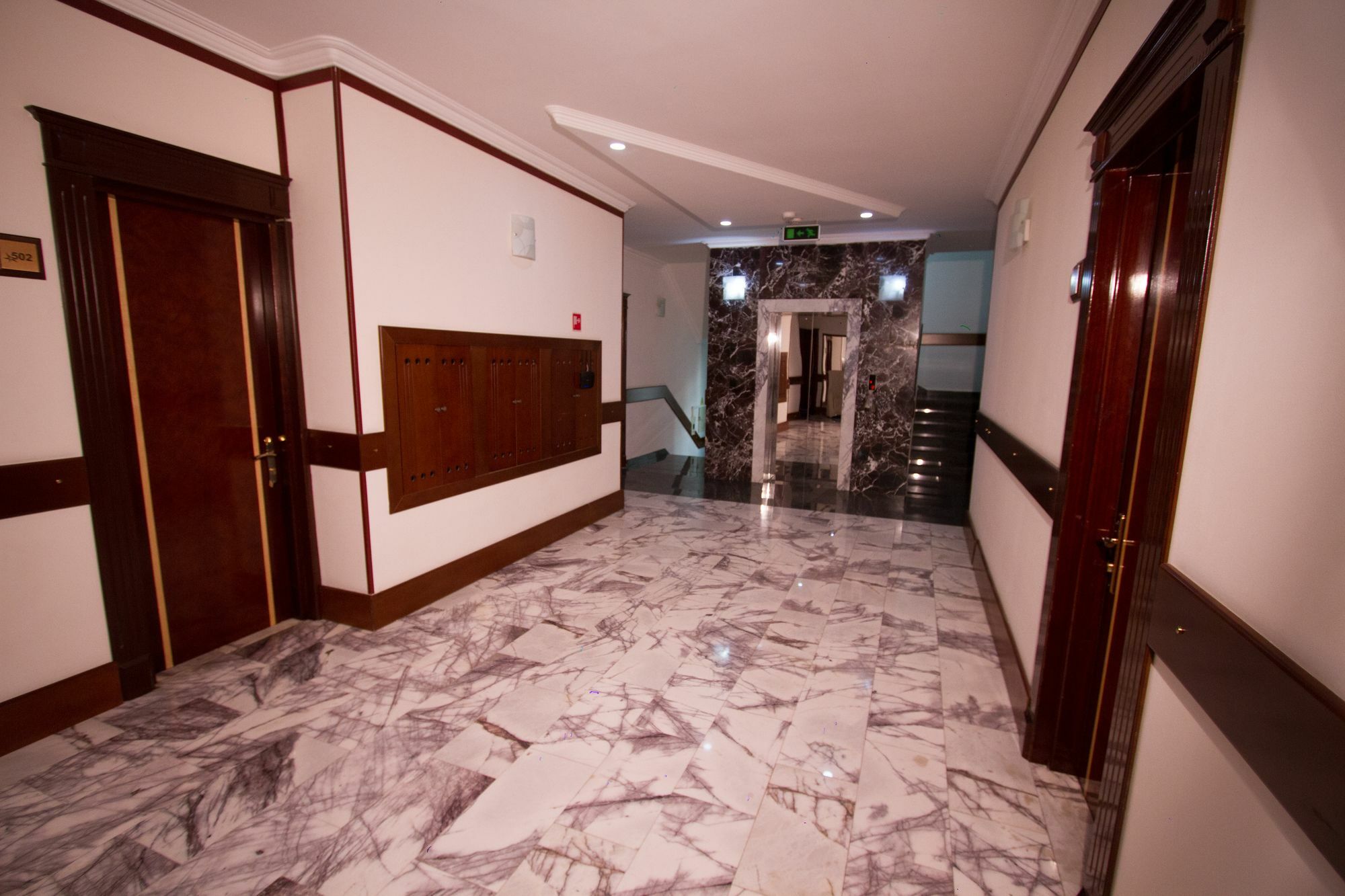 Baku Inn Hotel Eksteriør bilde